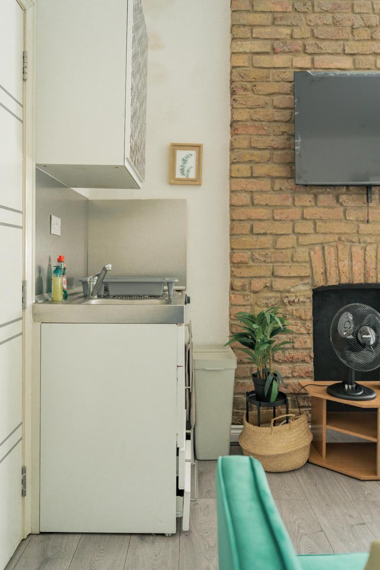 Studio Apartments London With Free Wifi ภายนอก รูปภาพ