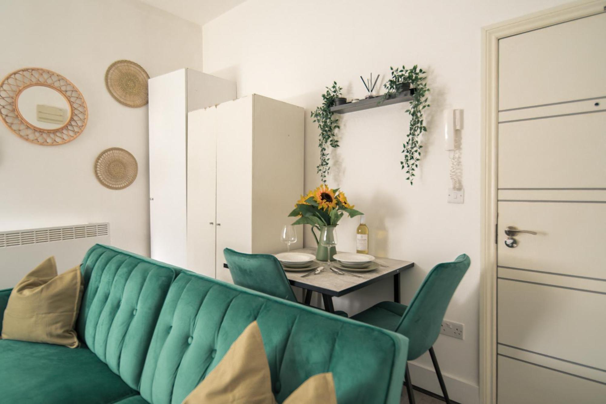 Studio Apartments London With Free Wifi ภายนอก รูปภาพ
